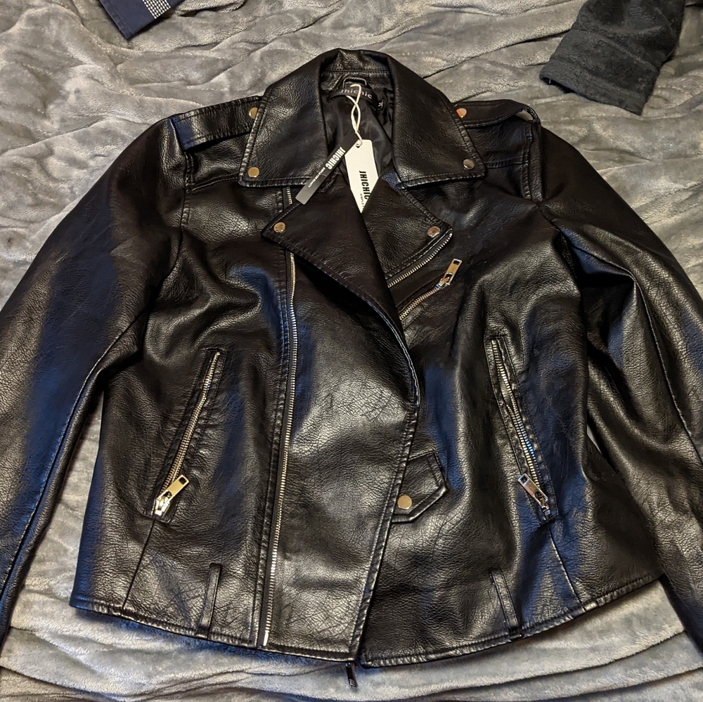 Jhichic black leather jacket